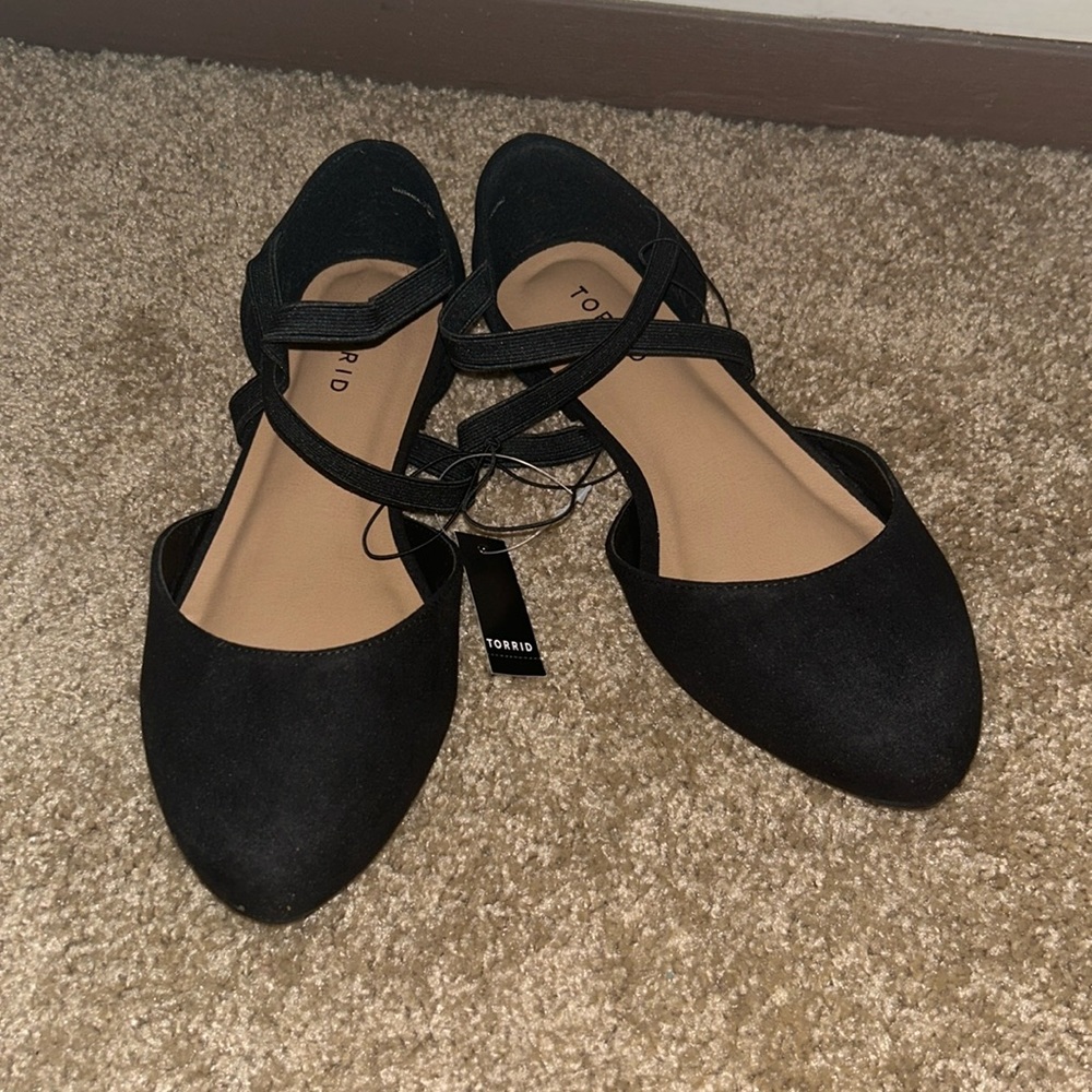 New Torrid Strappy Flats 8.5WW